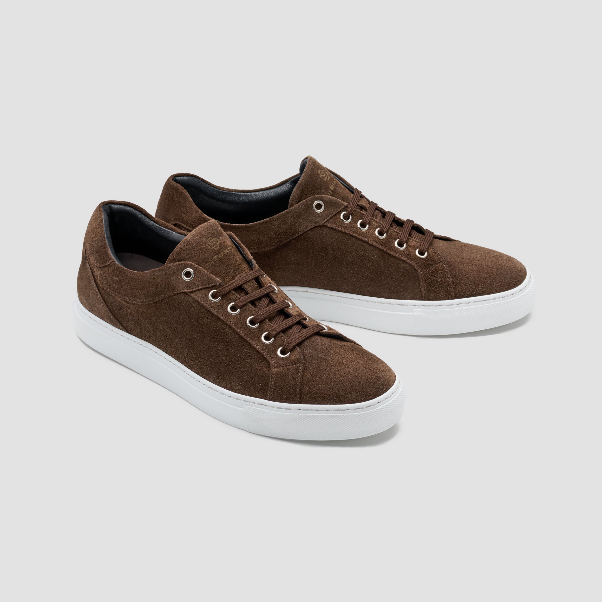 Appius_Suede_Chestnut_132500X2500_c8ef1b6a-2dcf-4b30-8ed4-57a4c9f4d273