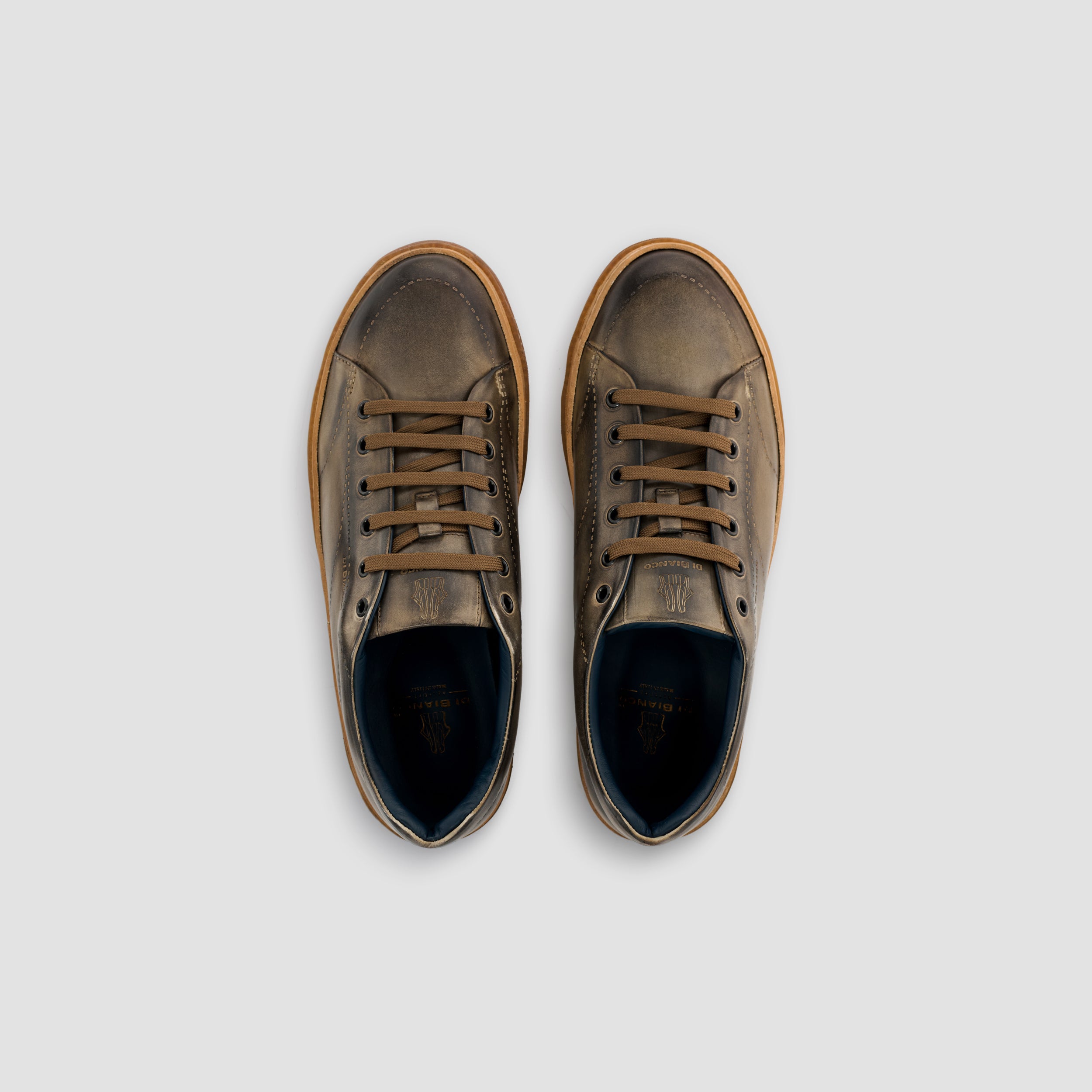 Imola_Laser_Calf_Fog_512500X2500_45bddc98-8d60-428d-8153-ee7f8c22c141