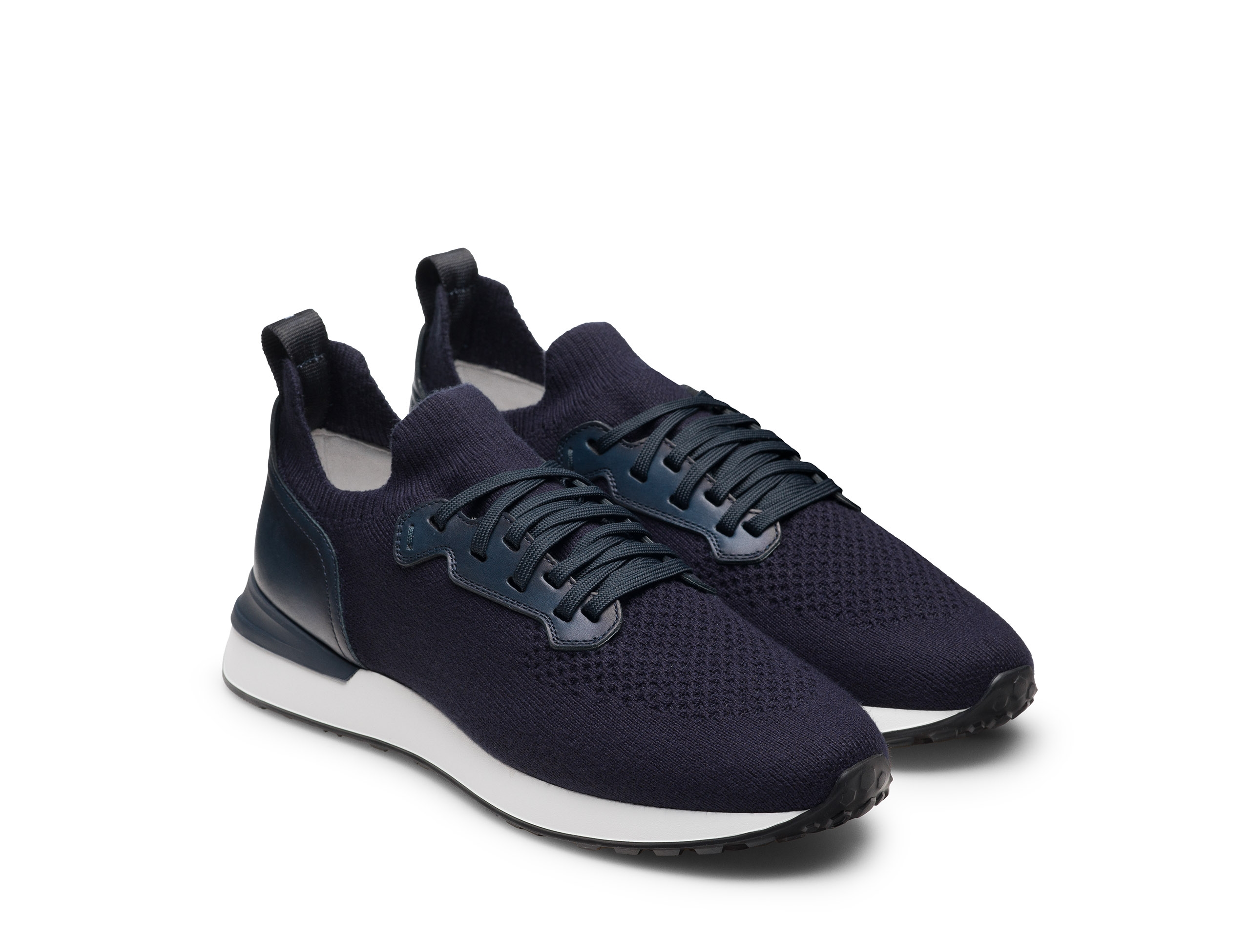 25612-111_men_Stratus-Lyteknit_Navy_065660_p45